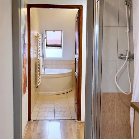 Διαμέρισμα Tron 2