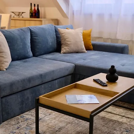 Διαμέρισμα Tron 2