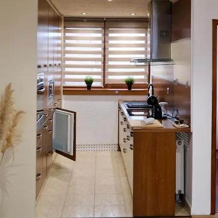 Tron 2 Apartmán Siklós